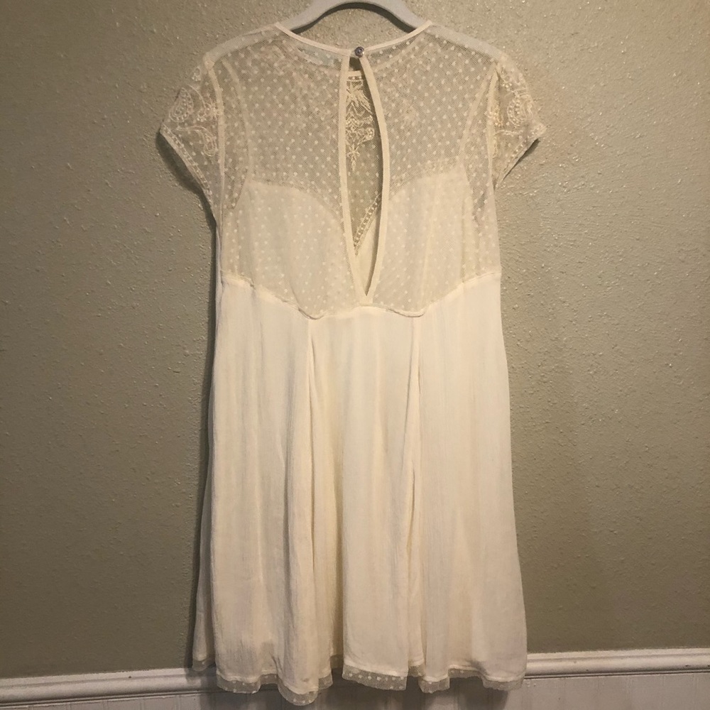 Kimchi Blue Small Lace dress - Picture 6 of 8